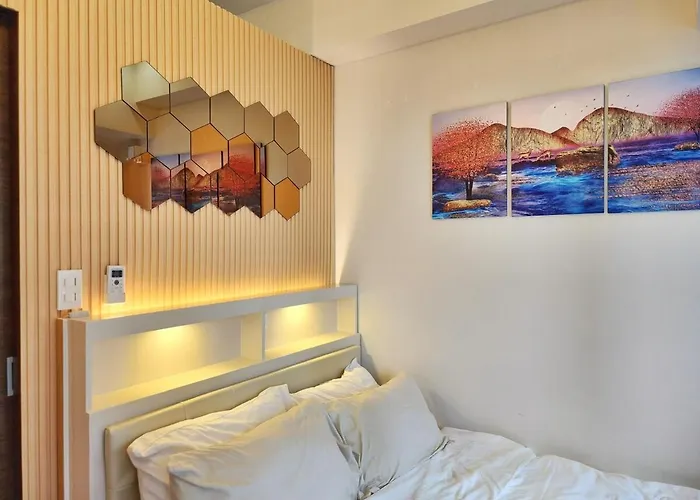 Ambiance Air Ayala Makati Balcony Netflix شقة *