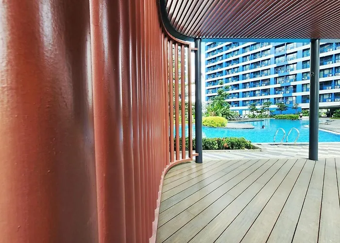 شقة Ambiance Air Ayala Makati Balcony Netflix مانيلا